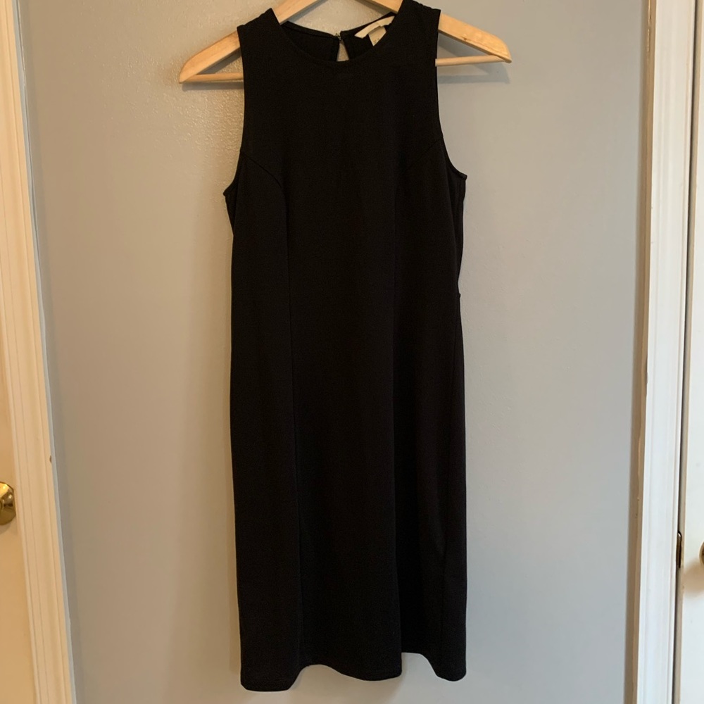 Classic Black Dress with open Back